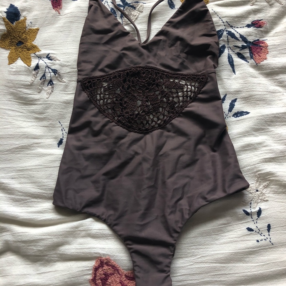 Benoa swim one peice